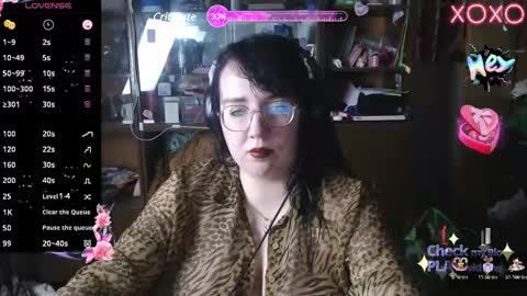 Leona Harrison online show from 9, 3, 2025