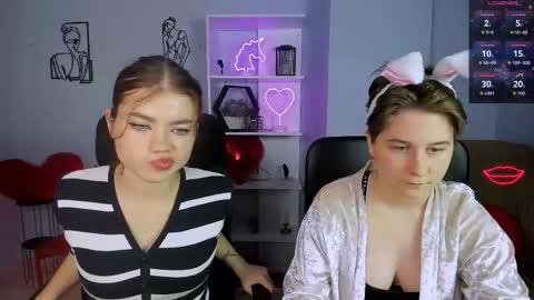 Snapshot of leona_light chatting on 15, 11, 2025 Leona online show from 15, 11, 2025