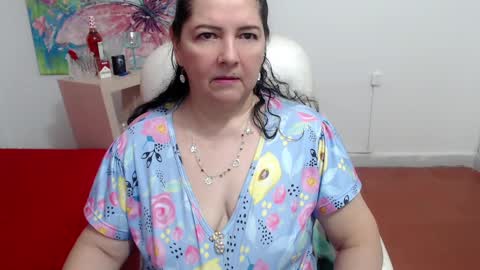 Snapshot of leonela_69 chatting on 18, 9, 2025 leonela online show from 18, 9, 2025