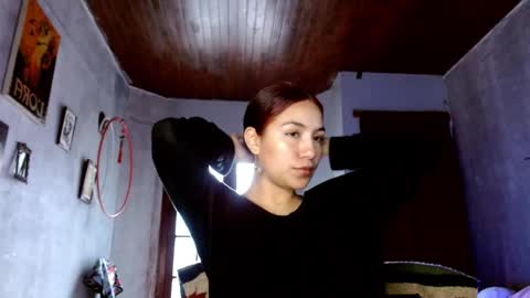 leonela  online show from 20, 9, 2025