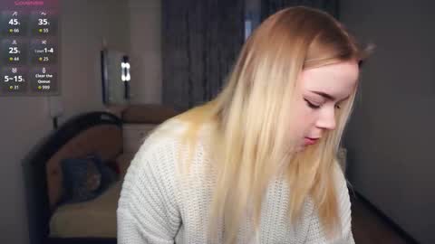 Hello everyone Im Lora Its my first day Were going to have fun together online show from 8, 10, 2025