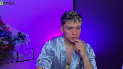 Snapshot of leotomodachi chatting on 21, 12, 2024 Erosmoncheri online show from 21, 12, 2024