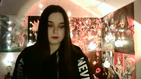 little secret online show from 16, 12, 2024