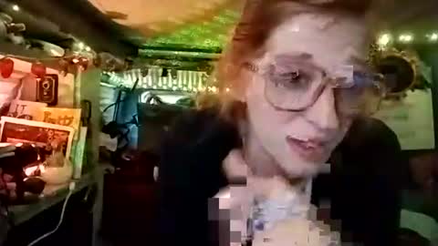 LesleyGumGrass- The Boring Trans girl online show from 11, 11, 2025