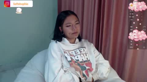 Snapshot of leslie__anderson chatting on 19, 2, 2025 Leslie online show from 19, 2, 2025