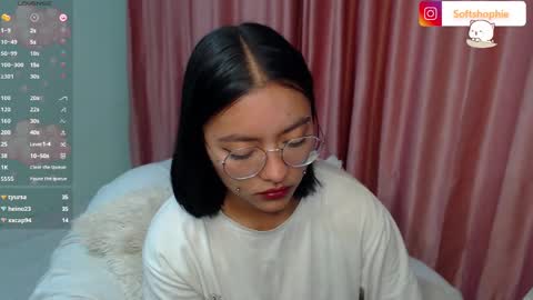 Snapshot of leslie__anderson chatting on 8, 3, 2025 Leslie online show from 8, 3, 2025