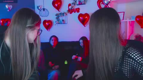 leslie_bird online show from 18, 2, 2026