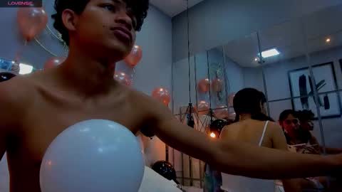 L E S L E Y  AND  D R A K O online show from 14, 10, 2025