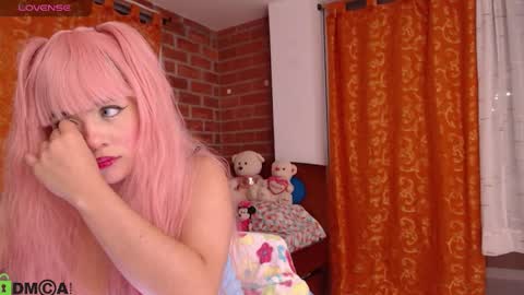 Lesly online show from 8, 10, 2025