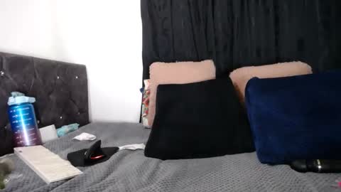 lessliee online show from 11, 2, 2025