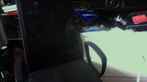 Snapshot of lestat_82 chatting on 21, 10, 2025 Vampiro Diurno online show from 21, 10, 2025