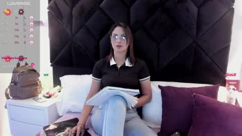 letiziia online show from 22, 1, 2025
