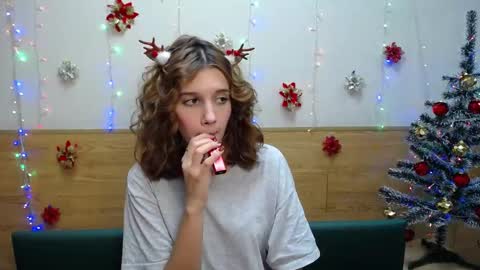 Snapshot of letty_curly chatting on 21, 12, 2024 letty_curly online show from 21, 12, 2024