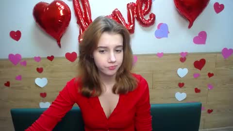 Snapshot of letty_curly chatting on 5, 2, 2025 letty_curly online show from 5, 2, 2025