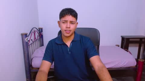 Snapshot of levii_7 chatting on 25, 9, 2025      0600AM-1200PM - online show from 25, 9, 2025