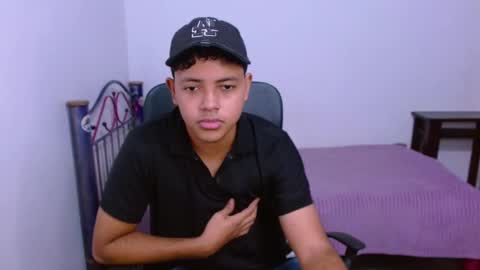 Snapshot of levii_7 chatting on 5, 10, 2025      0600AM-1200PM - online show from 5, 10, 2025