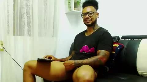 Lewis Strong online show from 19, 12, 2024