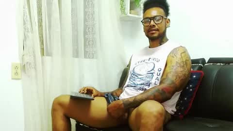 Lewis Strong online show from 2, 1, 2025