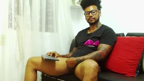 Lewis Strong online show from 8, 1, 2025