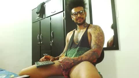 Lewis Strong online show from 18, 9, 2025