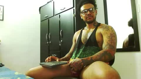 Lewis Strong online show from 28, 9, 2025