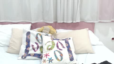 Gabrielle online show from 16, 1, 2025