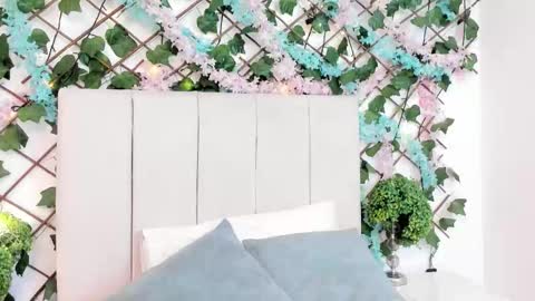 Gabrielle online show from 1, 12, 2025