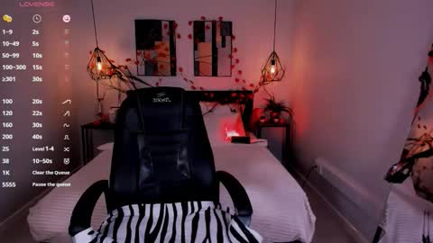 Snapshot of lexi_terele chatting on 26, 10, 2025 Lexy - Follow me online show from 26, 10, 2025