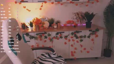 Snapshot of lexi_terele chatting on 14, 11, 2025 Lexy - Follow me online show from 14, 11, 2025