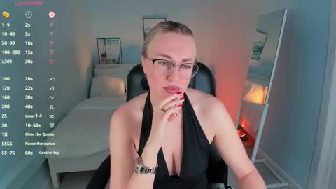 Snapshot of lexi_terele chatting on 16, 11, 2025 Lexy - Follow me online show from 16, 11, 2025