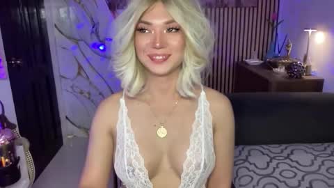 Snapshot of lexiesmith_ chatting on 5, 12, 2025 lexiesmith_ online show from 5, 12, 2025