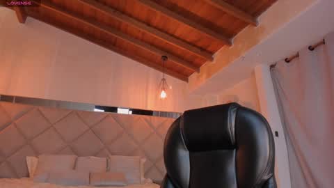 Lexie  online show from 27, 12, 2024