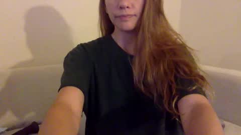 Alexia L. online show from 6, 11, 2025