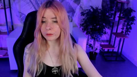 Lexi Wenford NO NUDE GODDESS online show from 14, 12, 2024