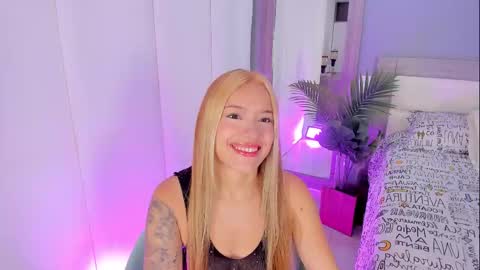 Snapshot of lexxybunny_ chatting on 10, 10, 2025 Lexy online show from 10, 10, 2025