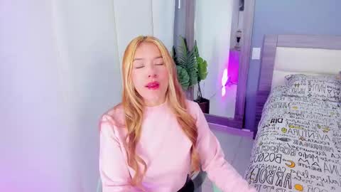 Snapshot of lexxybunny_ chatting on 25, 10, 2025 Lexy online show from 25, 10, 2025