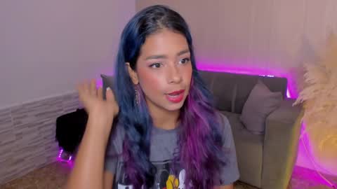 Lexy online show from 27, 1, 2025