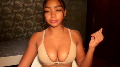 LEXY - Independent account online show from 4, 11, 2025