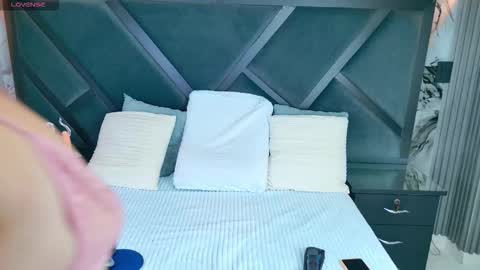 Lexy online show from 12, 11, 2025