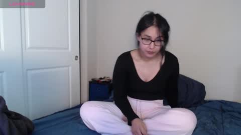 Snapshot of lexyvalentine chatting on 18, 3, 2026 Mai online show from 18, 3, 2026