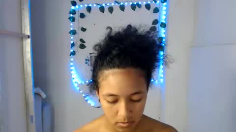 Snapshot of ley_blus1 chatting on 4, 12, 2024 lolita online show from 4, 12, 2024