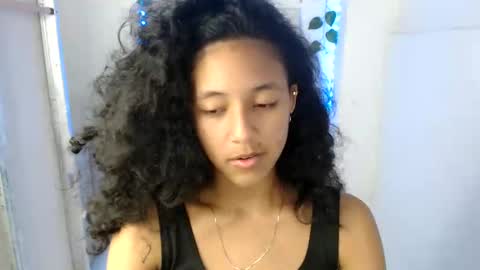 Snapshot of ley_blus1 chatting on 5, 12, 2024 lolita online show from 5, 12, 2024