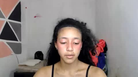 Snapshot of ley_blus1 chatting on 16, 12, 2024 lolita online show from 16, 12, 2024