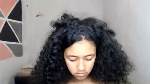 Snapshot of ley_blus1 chatting on 18, 12, 2024 lolita online show from 18, 12, 2024