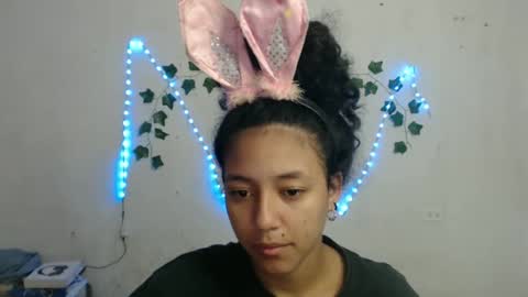 Snapshot of ley_blus1 chatting on 7, 1, 2025 lolita online show from 7, 1, 2025