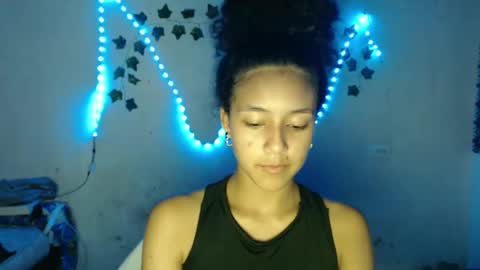 Snapshot of ley_blus1 chatting on 10, 1, 2025 lolita online show from 10, 1, 2025