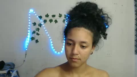 Snapshot of ley_blus1 chatting on 10, 1, 2025 lolita online show from 10, 1, 2025
