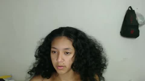Snapshot of ley_blus1 chatting on 28, 1, 2025 lolita online show from 28, 1, 2025