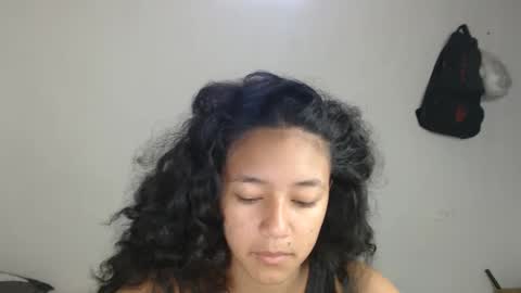Snapshot of ley_blus1 chatting on 1, 2, 2025 lolita online show from 1, 2, 2025