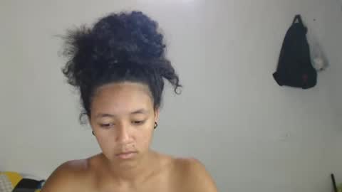 Snapshot of ley_blus1 chatting on 10, 3, 2025 lolita online show from 10, 3, 2025